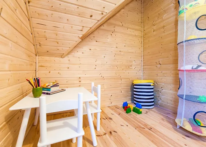 Certowka Holiday home Swierkocin (Warmian-Masurian)